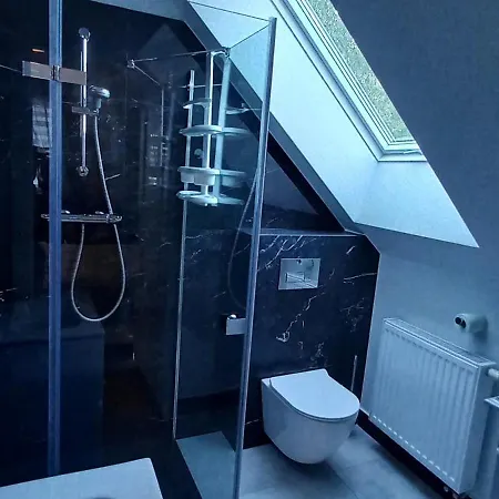 Pod Kasztanami Apartamento Zarnowska