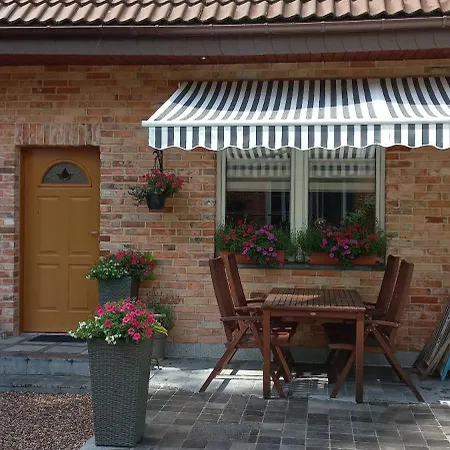 Pod Kasztanami Apartamento Zarnowska