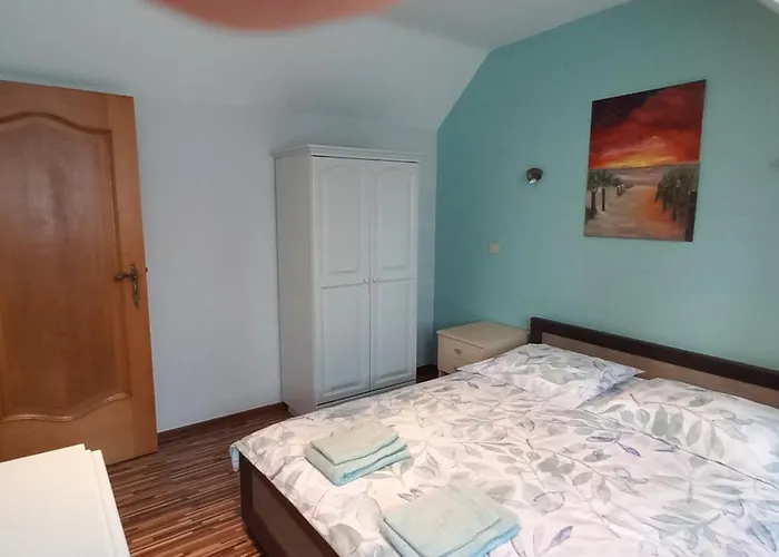 Pod Kasztanami Lägenhet